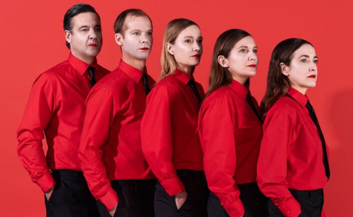 Theatervoorstelling Wunderbaum Project Bulk op de RDM-kade 