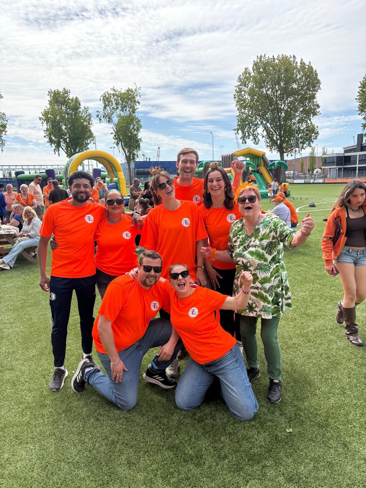 Feest, muziek en spelplezier tijdens Koningsdag bij SV RDM
